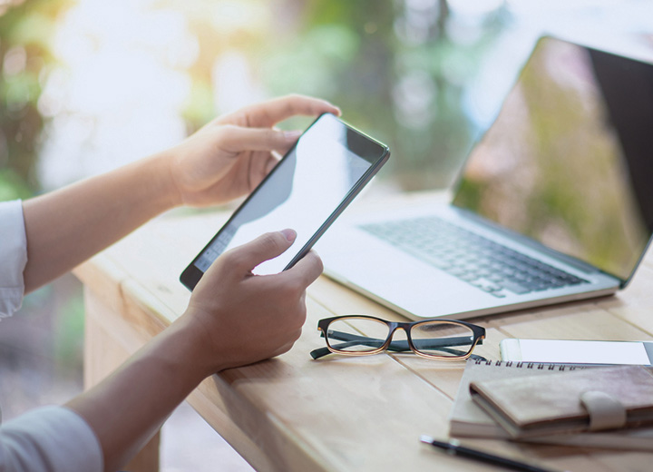 広告キャンペーンの制作連携